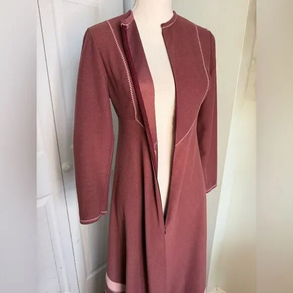 1970s Vassarette Burgundy Pink Chevron Pattern Bohemian Flower Power Maxi Dress - Picture 9 of 11